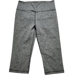 Victoria’s Secret Yoga Workout Capri Leggings M